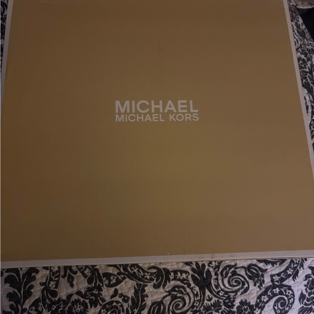 Michael Kors woman’s boot